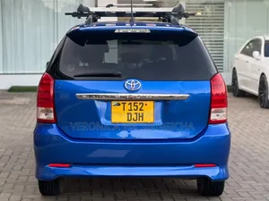 Toyota Wish 2006 Blue