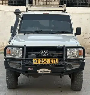 Toyota Land Cruiser 76 Series 2020 White