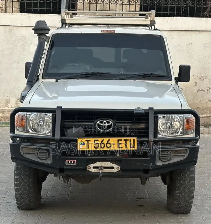 Toyota Land Cruiser 76 Series 2020 White