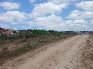 Kiwanja Kinauzwa Na Bank Malela Toangoma