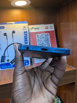 Infinix Hot 40i 128 GB Black