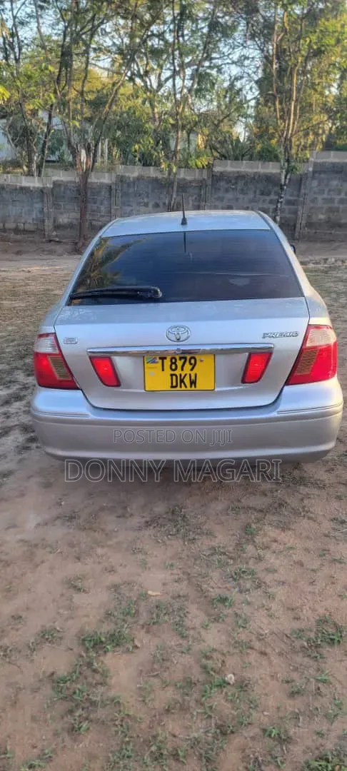 Toyota Premio 2005 Silver