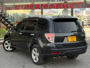 Subaru Forester 2010 Black