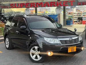 Subaru Forester 2010 Black