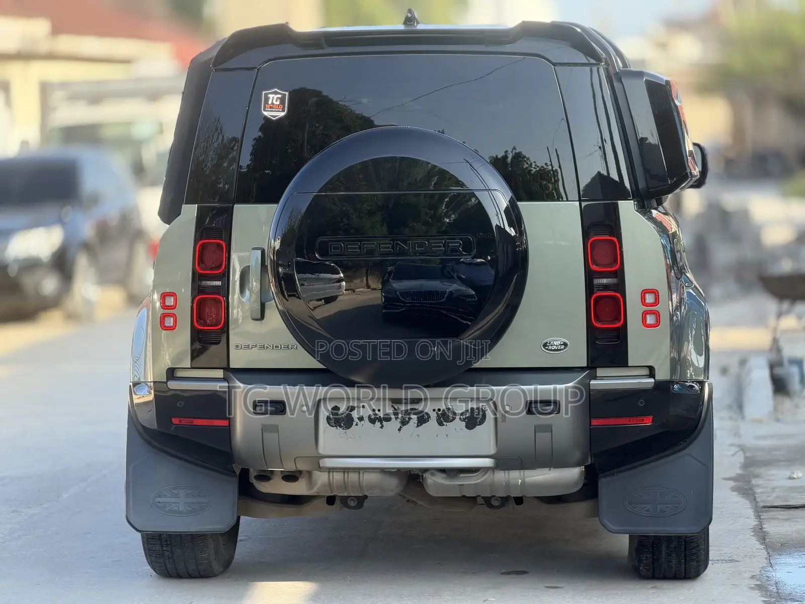 Land Rover Defender X-Dynamic SE 2023 Green