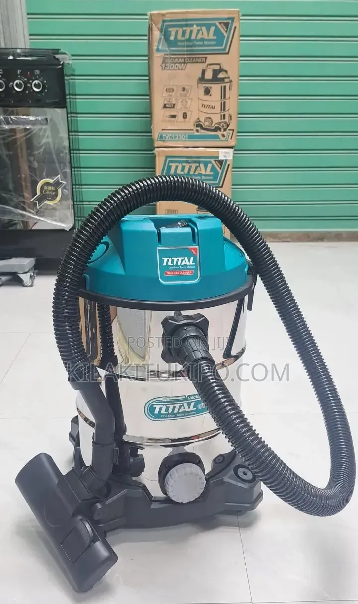TOTAL Vacuum Cleaner for Wet & Dry Power Cable (30l/1300w/1.8m)