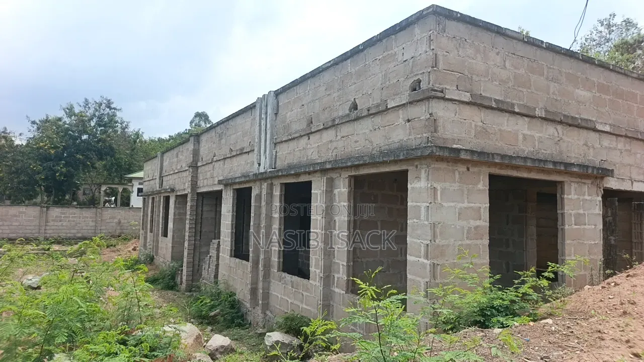 4bdrm House in Ilemela Ward for sale