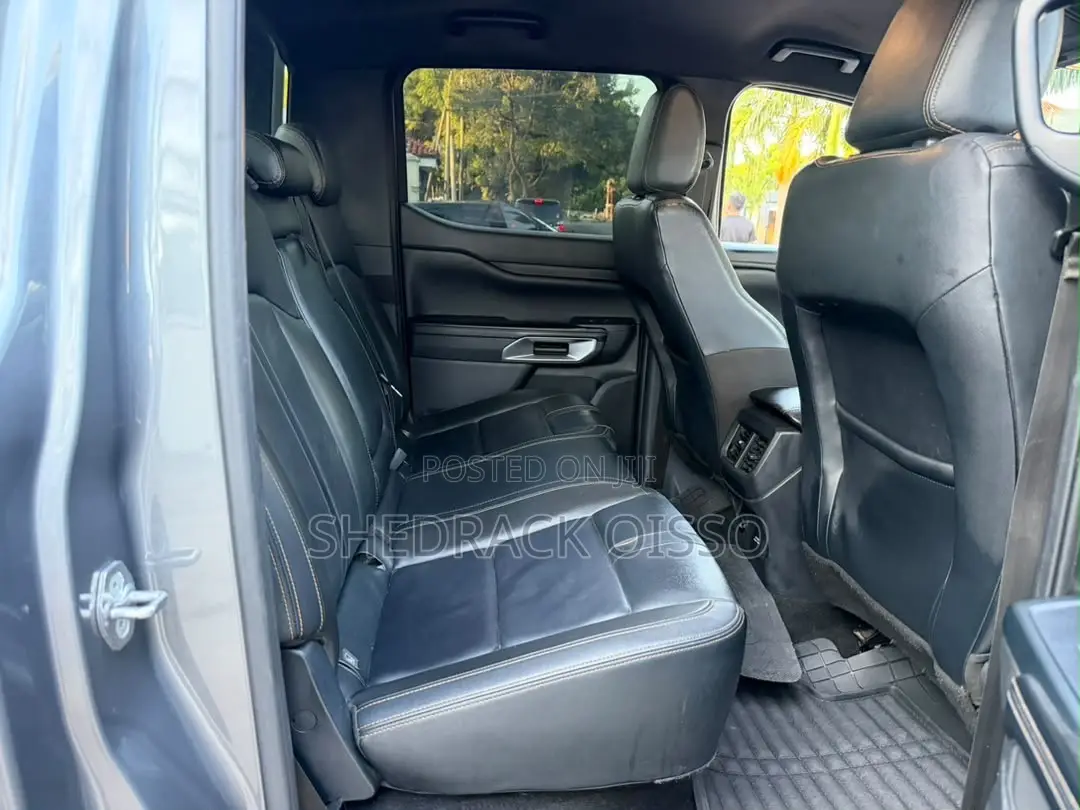 Ford Ranger Wildtrak 2023 Gray