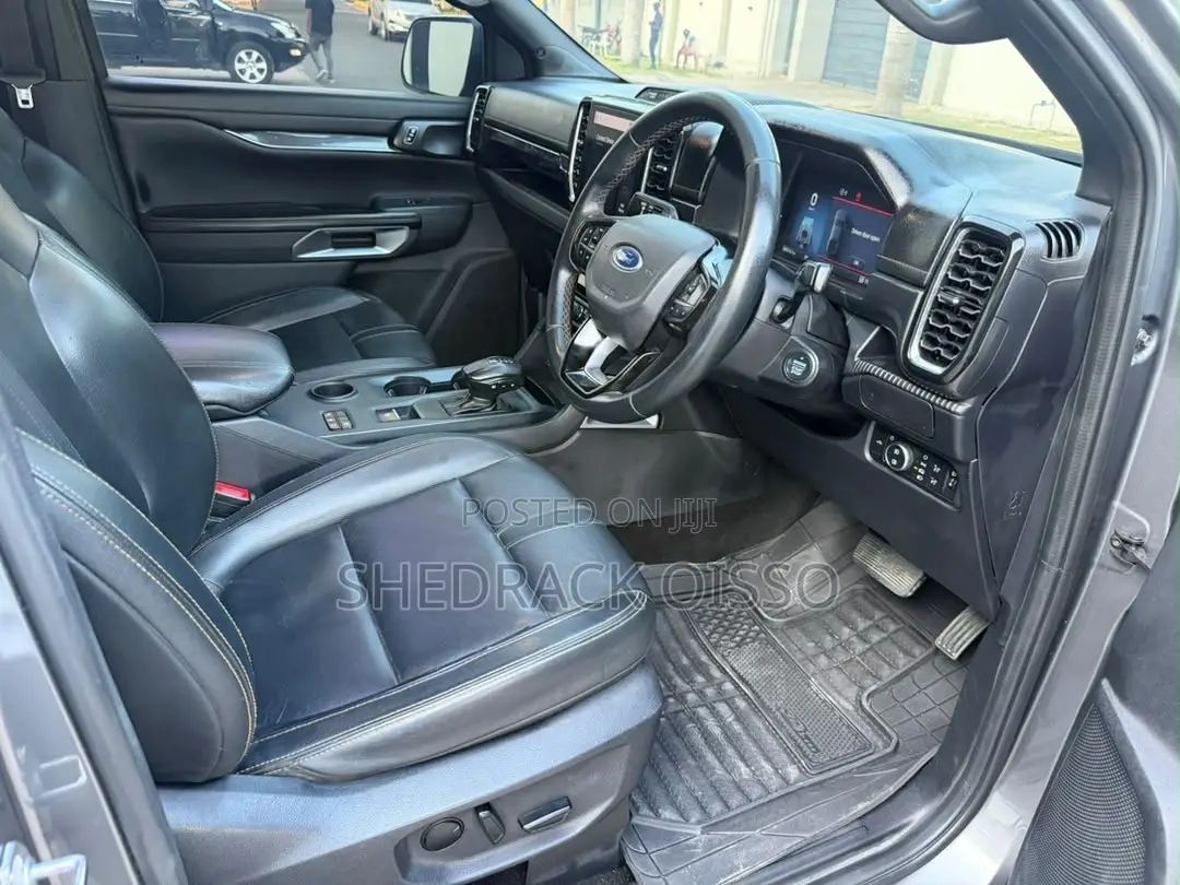 Ford Ranger Wildtrak 2023 Gray