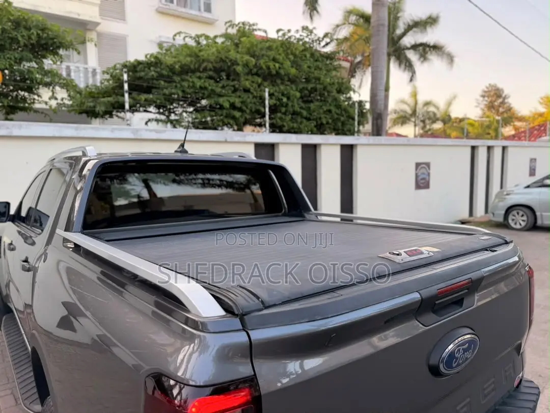 Ford Ranger Wildtrak 2023 Gray