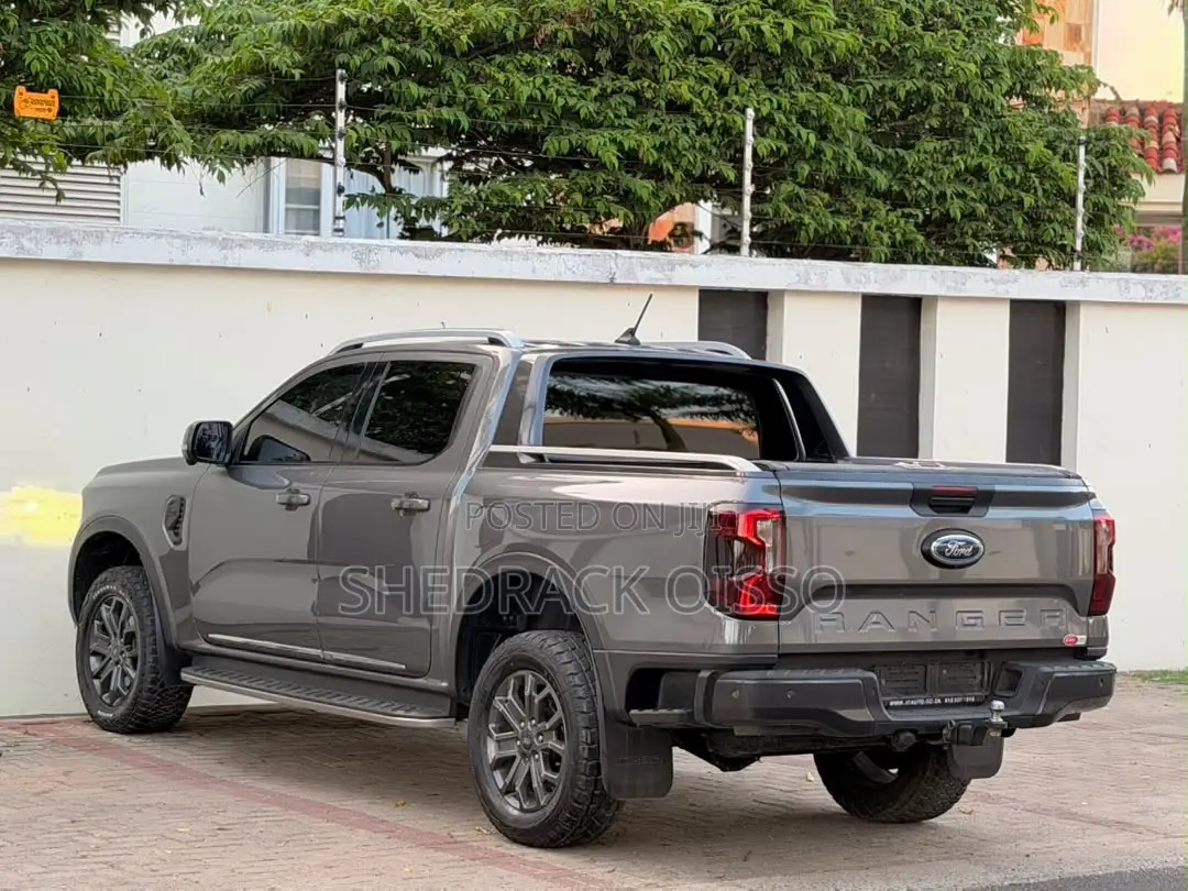Ford Ranger Wildtrak 2023 Gray