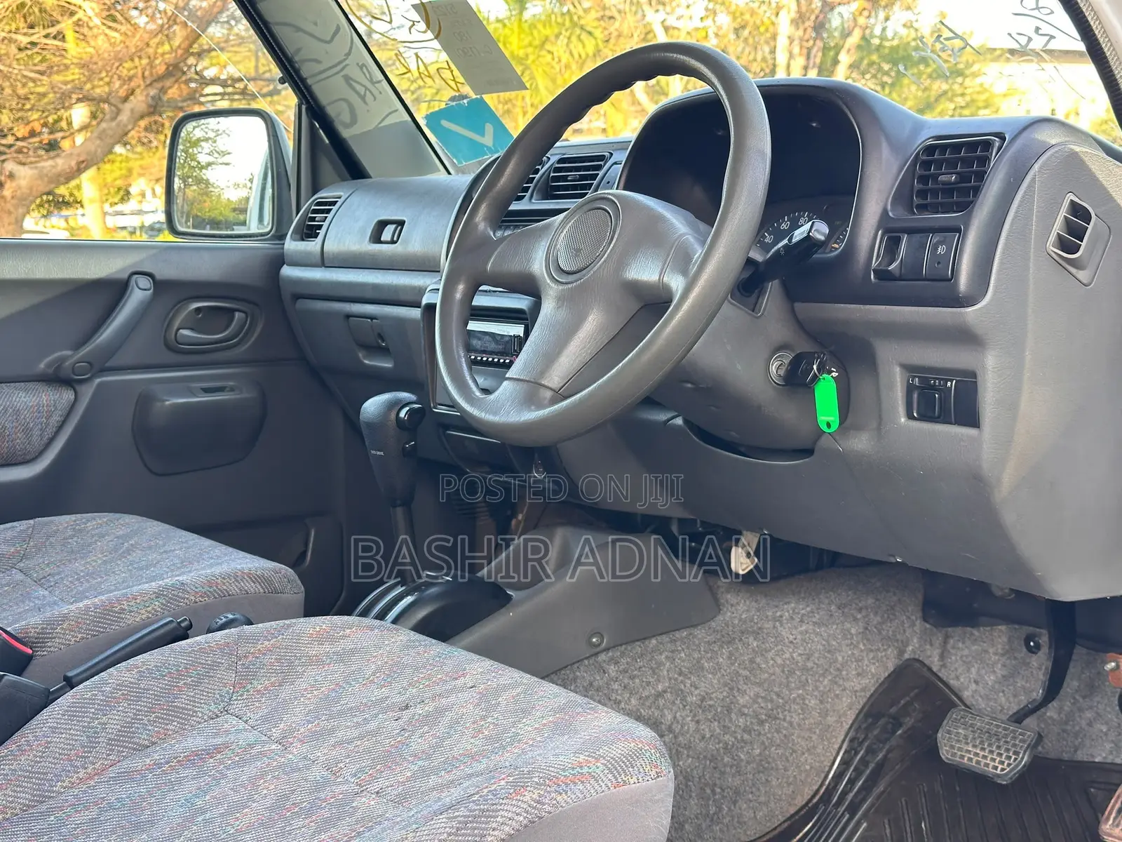 Suzuki Jimny 2000 Pearl
