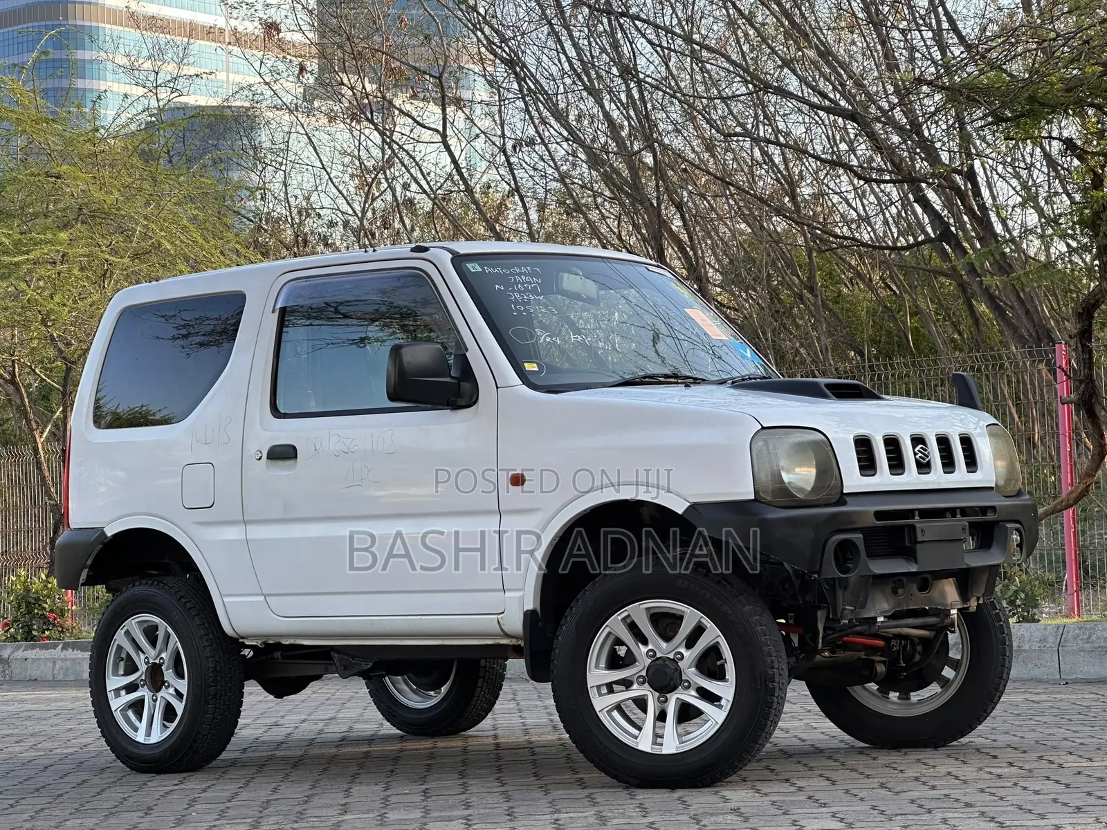 Suzuki Jimny 2000 Pearl