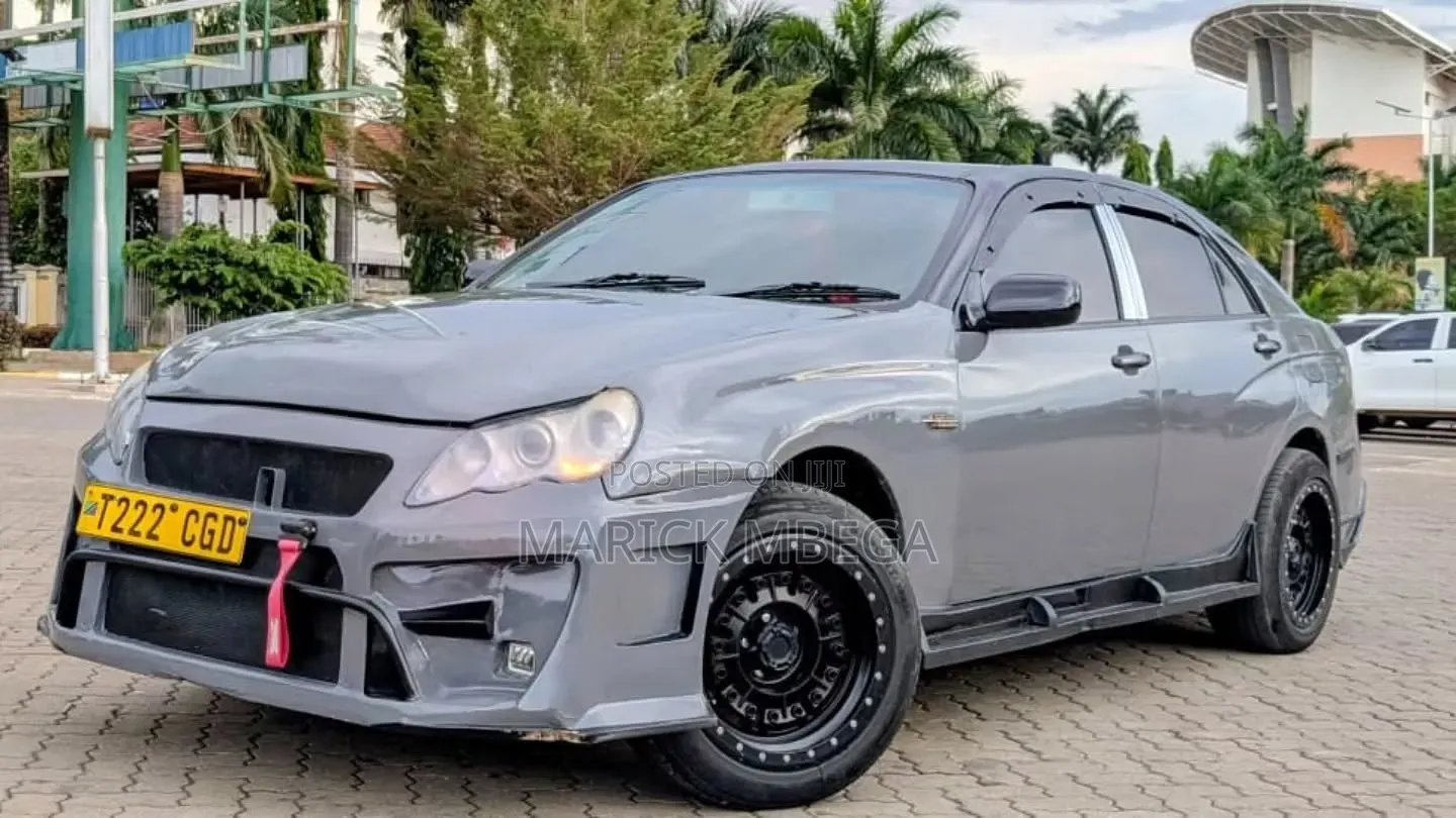 Toyota Verossa 2004 Gray