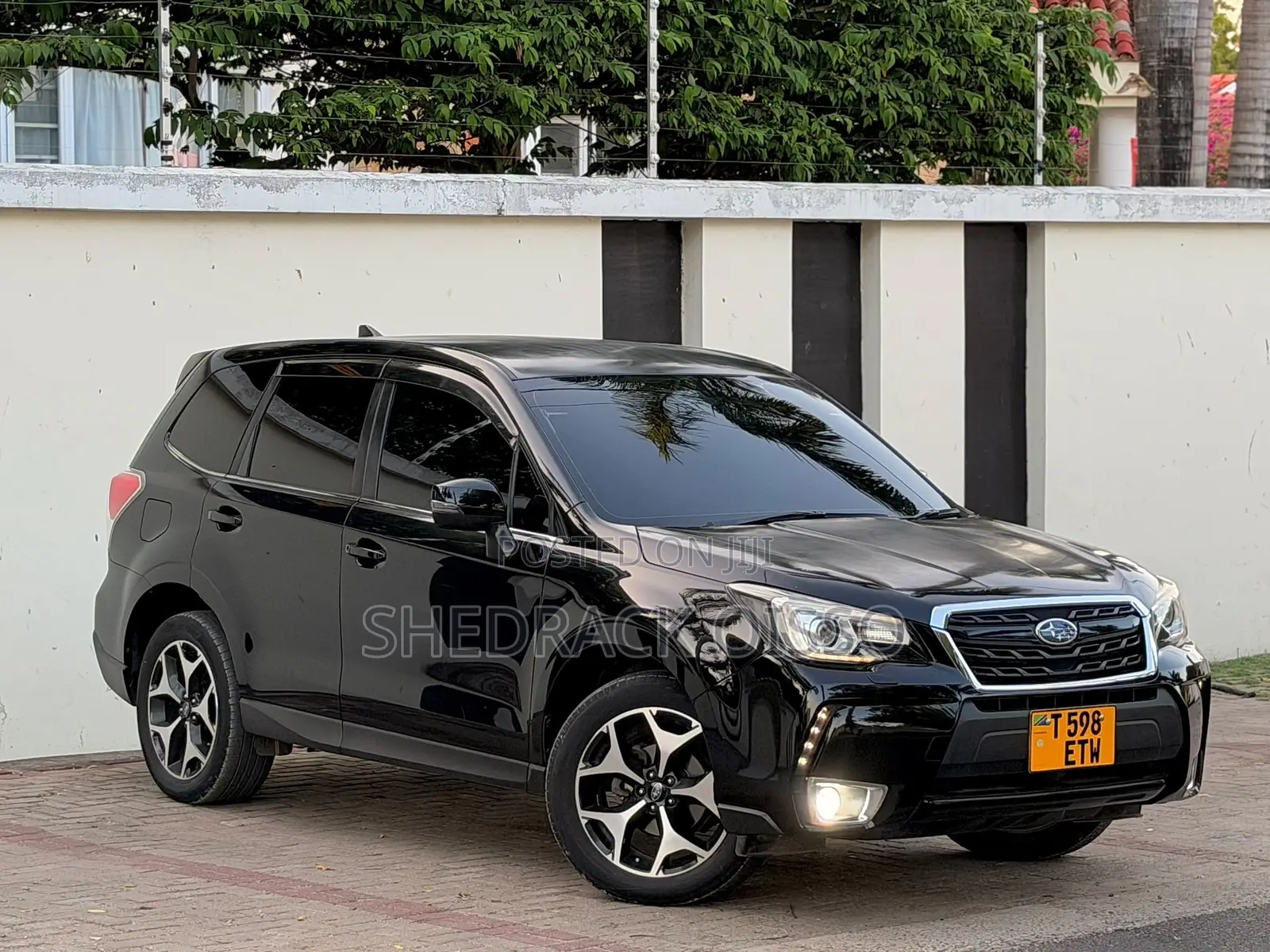 Subaru Forester 2016 Black