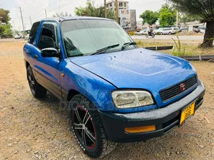 Toyota RAV4 2004 Blue