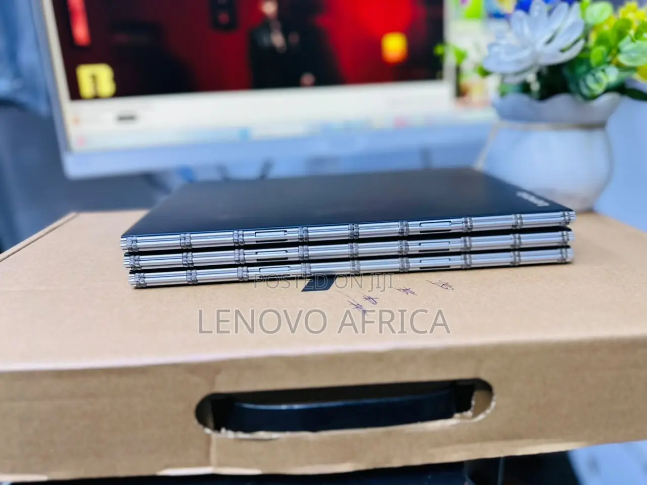 Laptop Lenovo Yoga Book 9i 4GB Intel Atom SSD 128GB