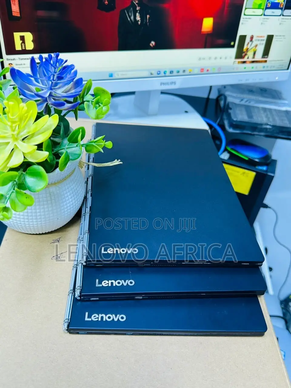 Laptop Lenovo Yoga Book 9i 4GB Intel Atom SSD 128GB