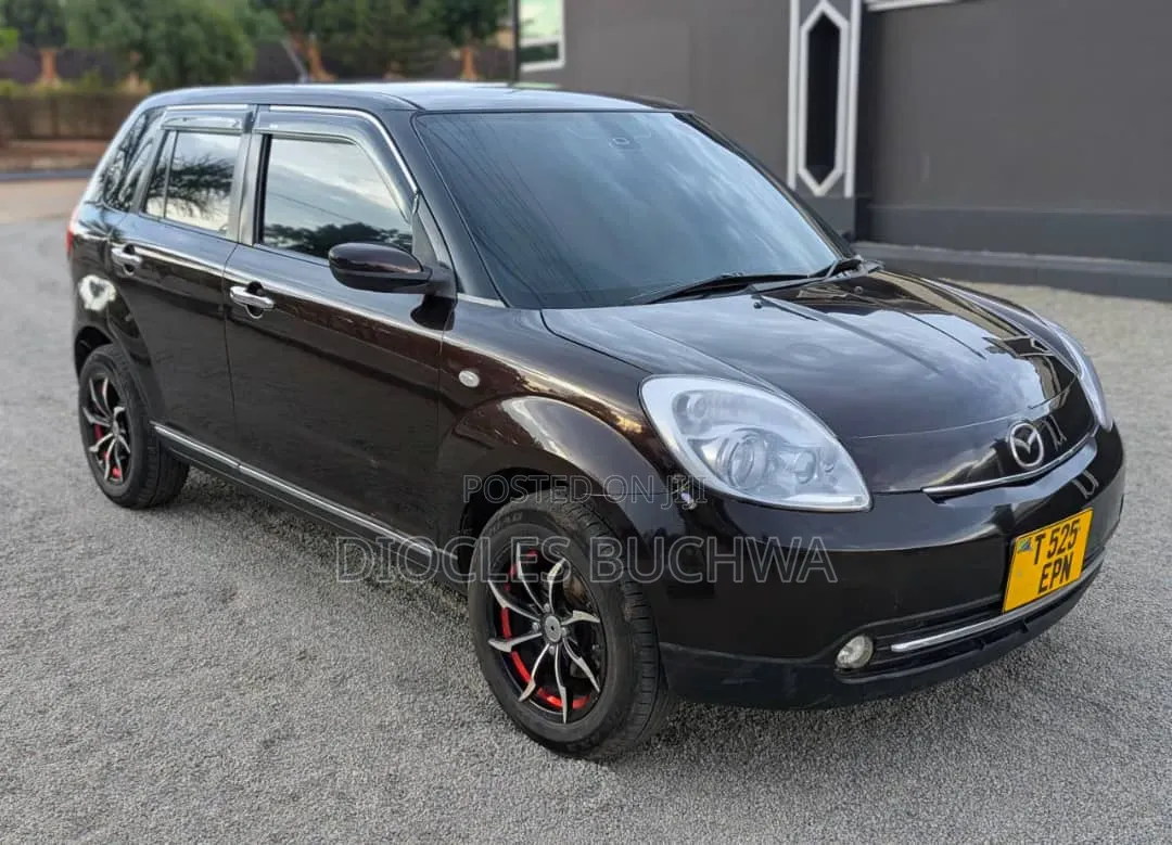 Mazda Verisa 2011 Black