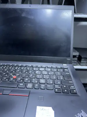 Laptop Lenovo ThinkPad T490s 16GB Intel Core i5 SSD 256GB