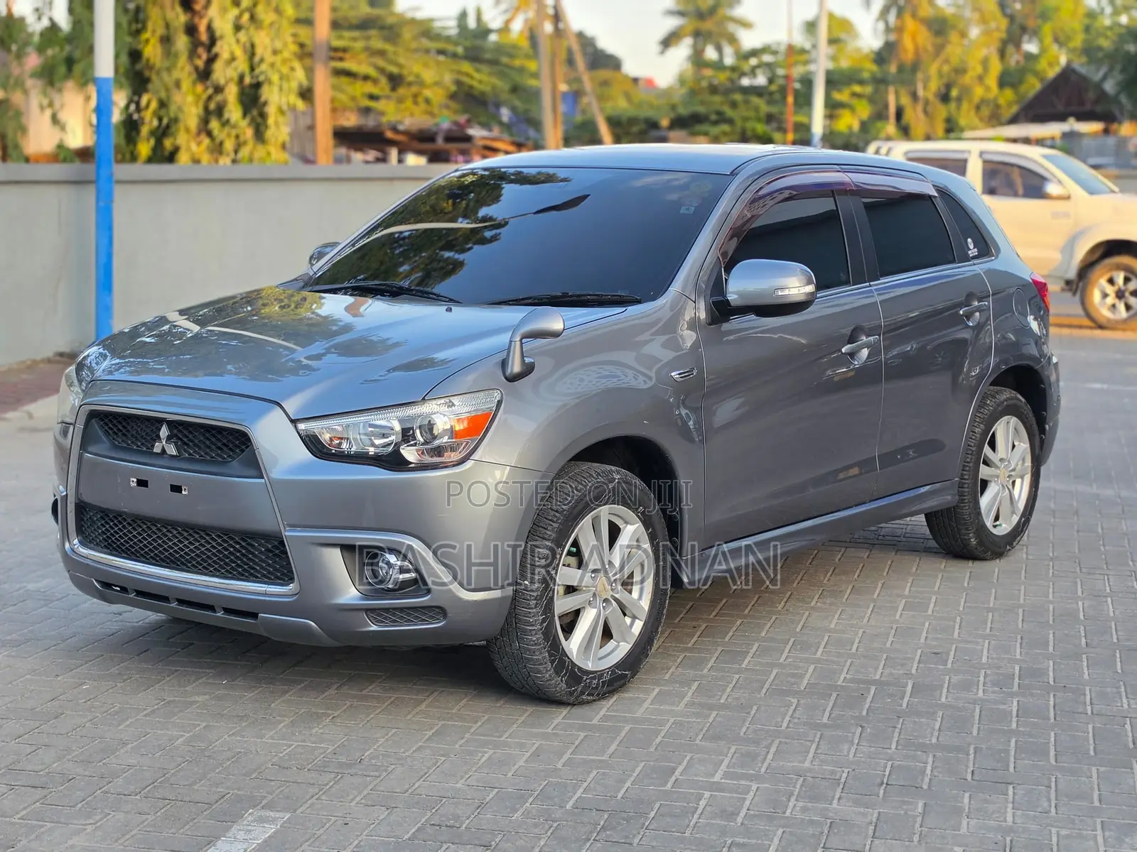 Mitsubishi RVR 2010 Gray