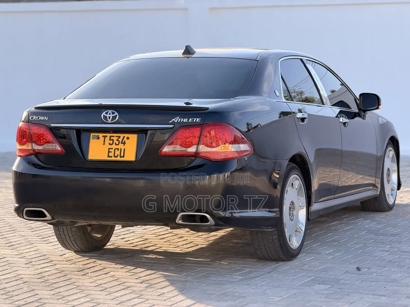 Toyota Crown 2010 Black