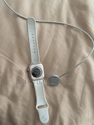 Apple Watch Series 11 42MM