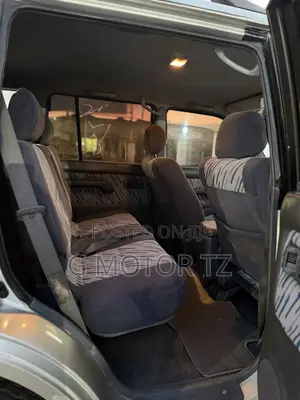 Toyota Land Cruiser Prado 2000 Silver