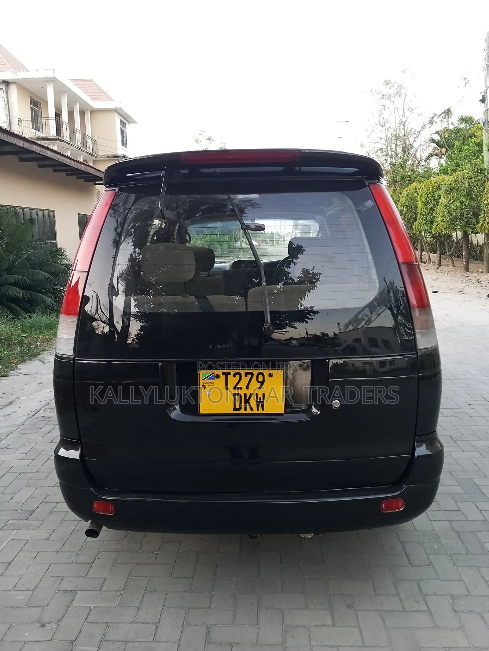 Toyota Noah 2005 Black