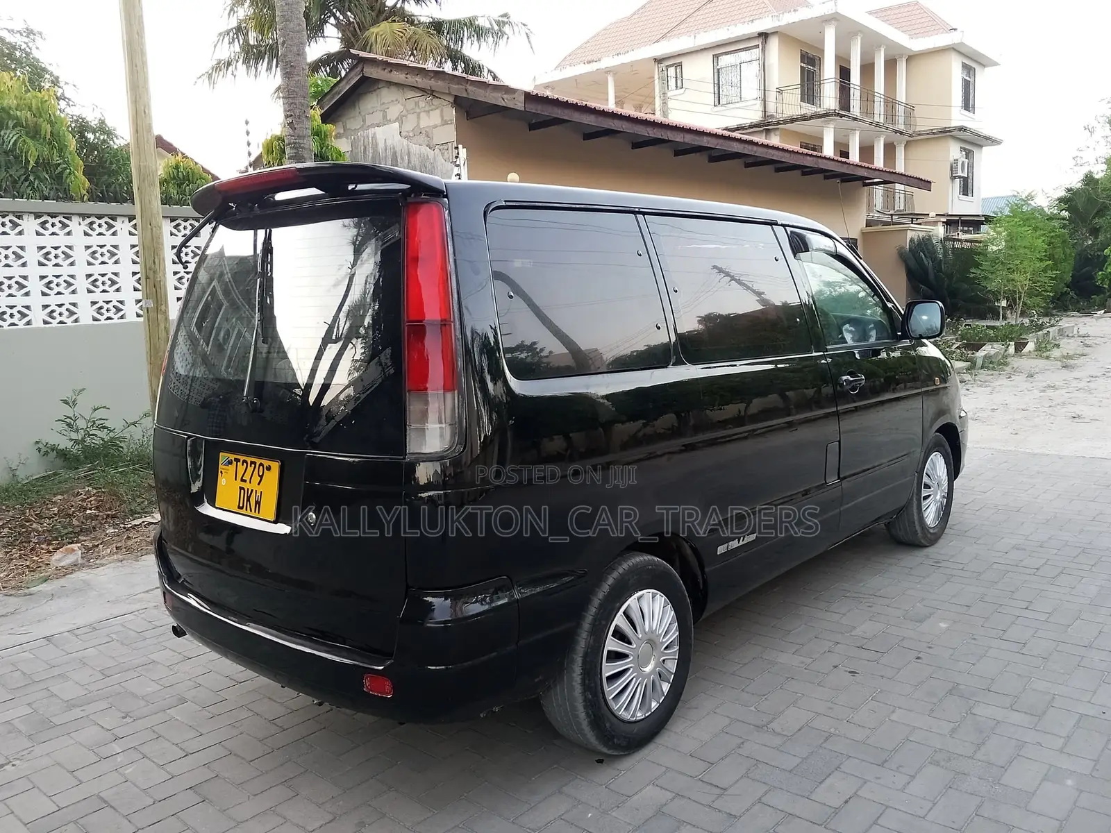 Toyota Noah 2005 Black