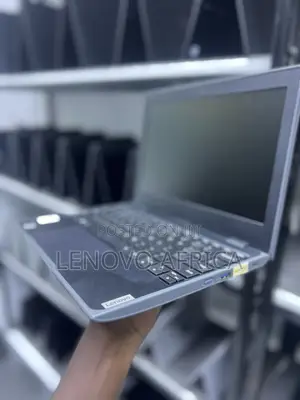 Laptop Lenovo 500e 4GB Intel Atom SSD 128GB