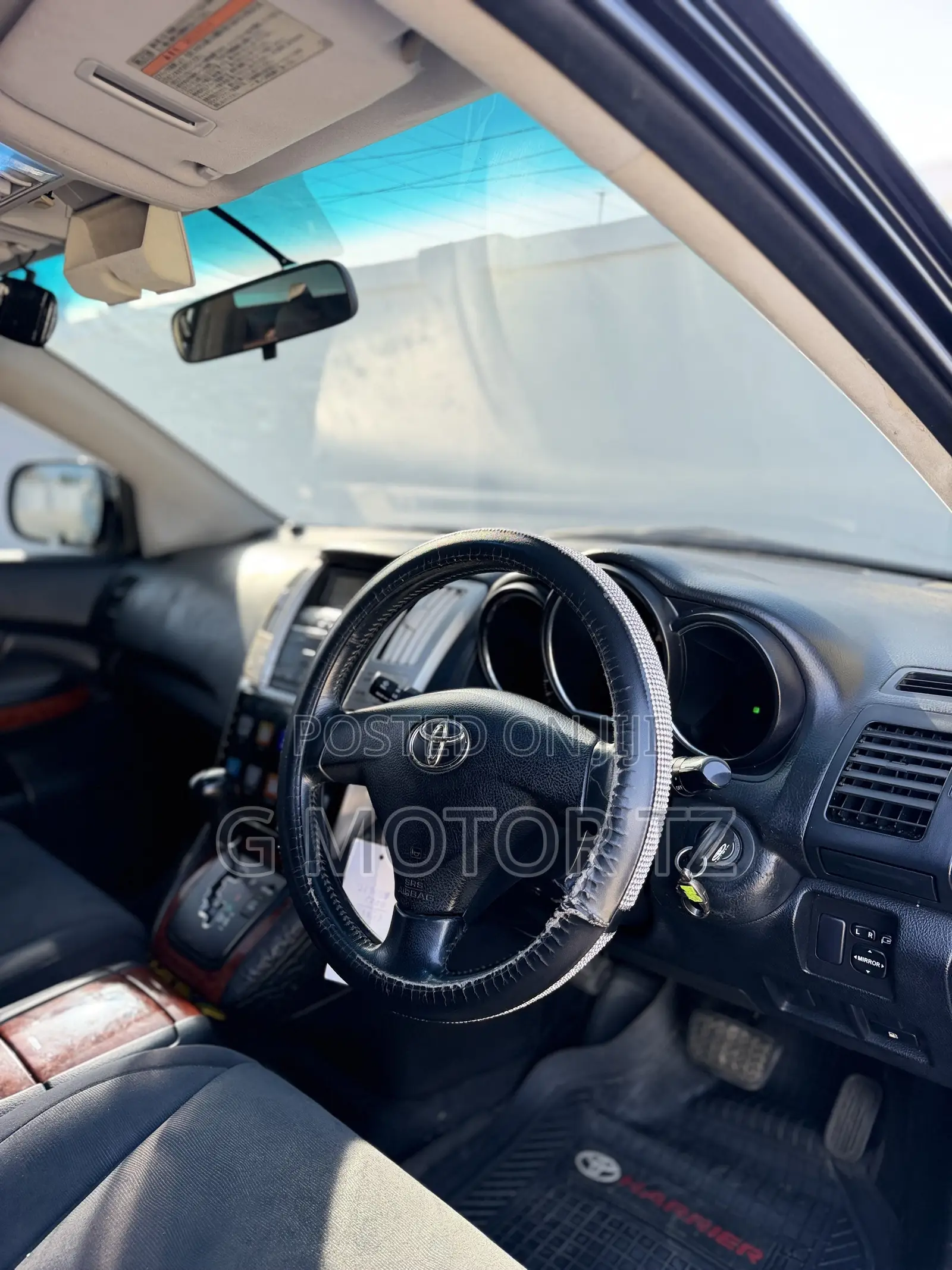 Toyota Harrier 2.4 2010 Black