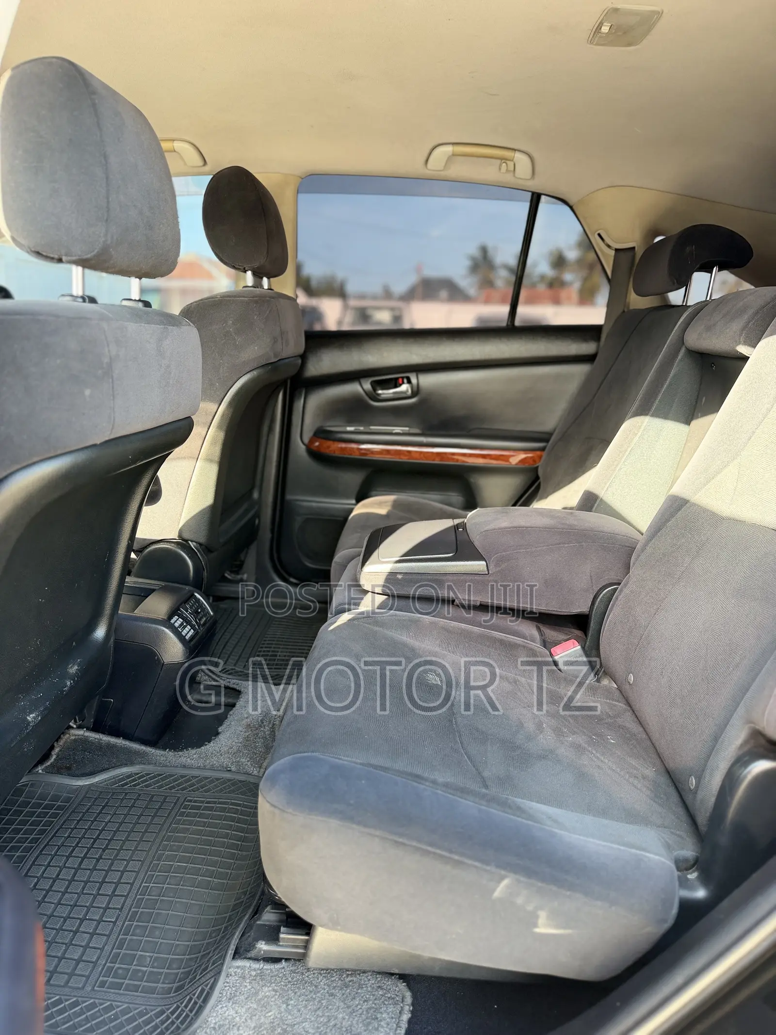 Toyota Harrier 2.4 2010 Black
