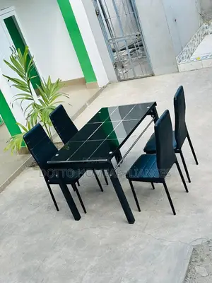 Dinning Table // Viti Vinne // Kioo //