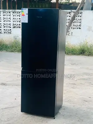 Hisense Friji // 230L // Inagandisha Chini // Juu Inapoza //