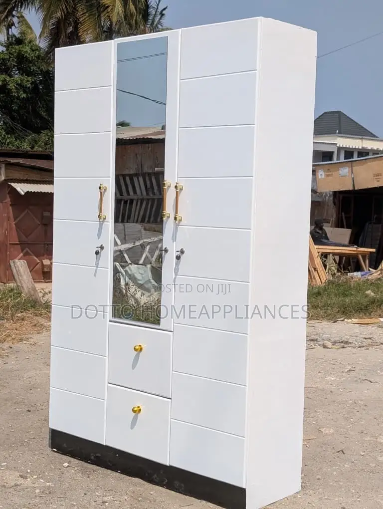Kabati Milango Mitatu Rangi Nyeupe Mpya Zipo Tayri