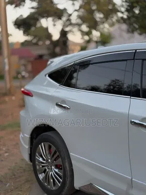 Toyota Harrier Z 2021 Ivory
