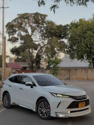 Toyota Harrier Z 2021 Ivory