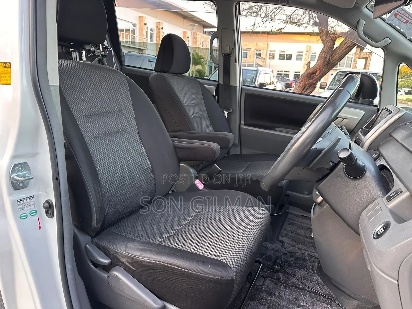 Toyota Noah 2008 Pearl