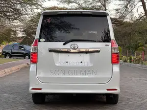 Toyota Noah 2008 Pearl