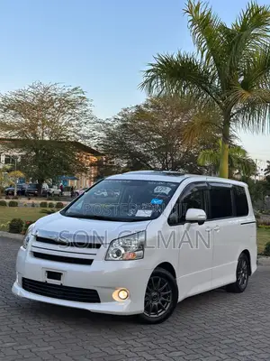 Toyota Noah 2008 Pearl
