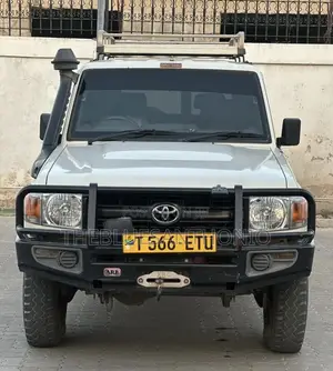 Toyota Land Cruiser 79 Series 2020 Pearl