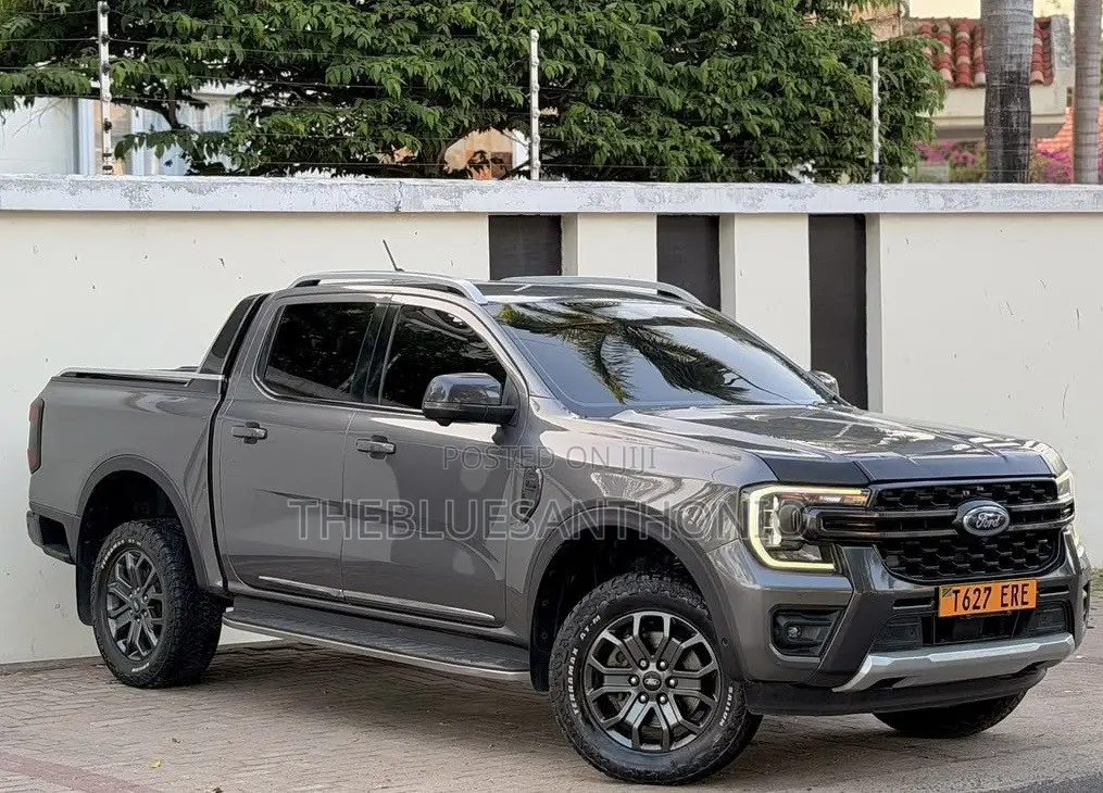 Ford Ranger Wildtrak 2023 Gray