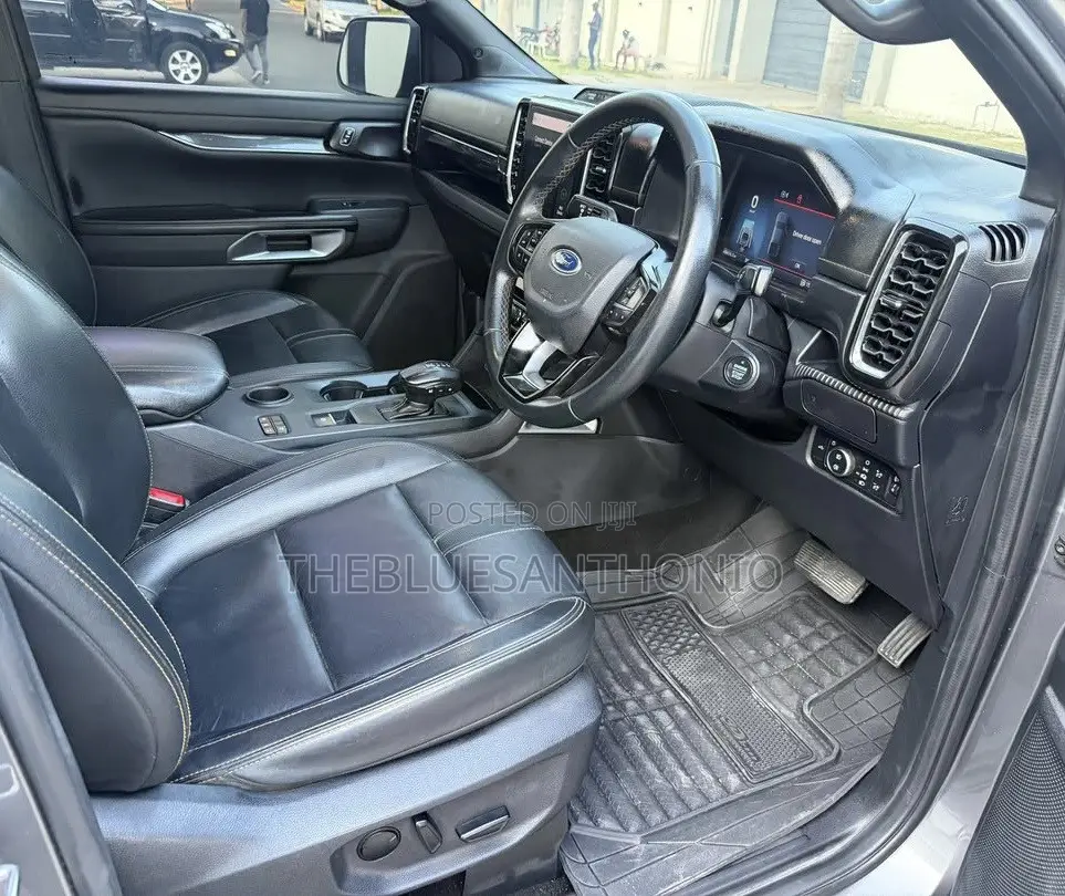 Ford Ranger Wildtrak 2023 Gray