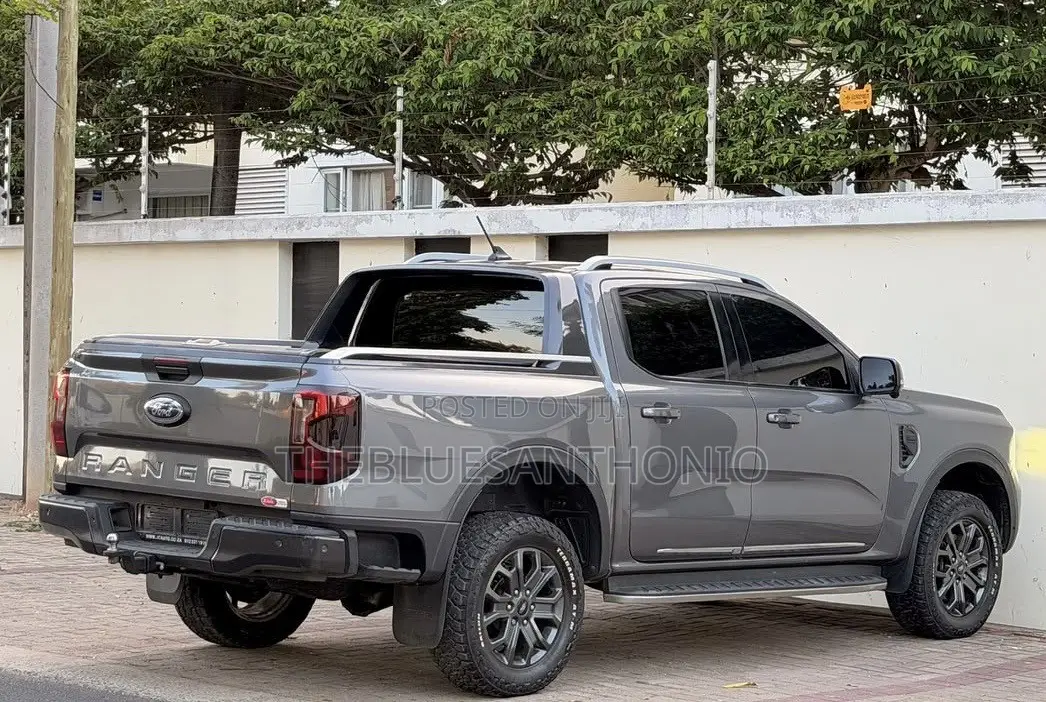 Ford Ranger Wildtrak 2023 Gray