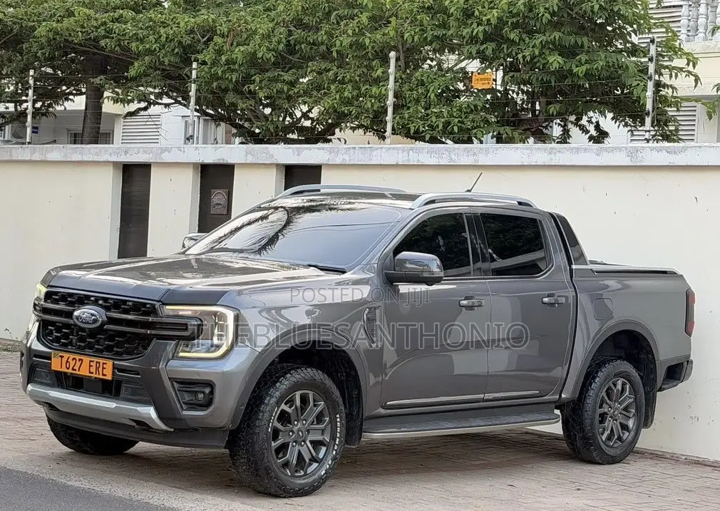 Ford Ranger Wildtrak 2023 Gray