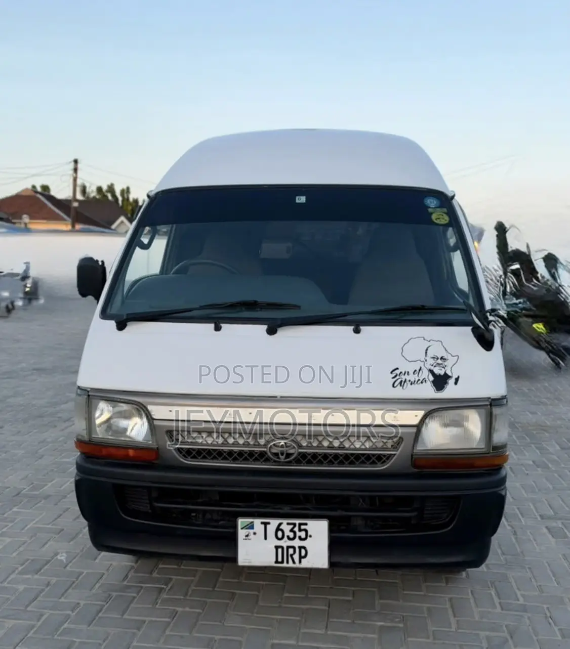 Toyota HiAce 2008 White