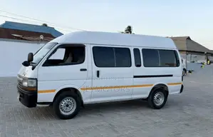 Toyota HiAce 2008 White