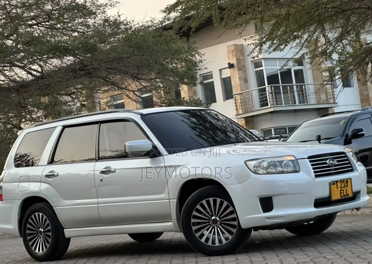Subaru Forester 2006 White