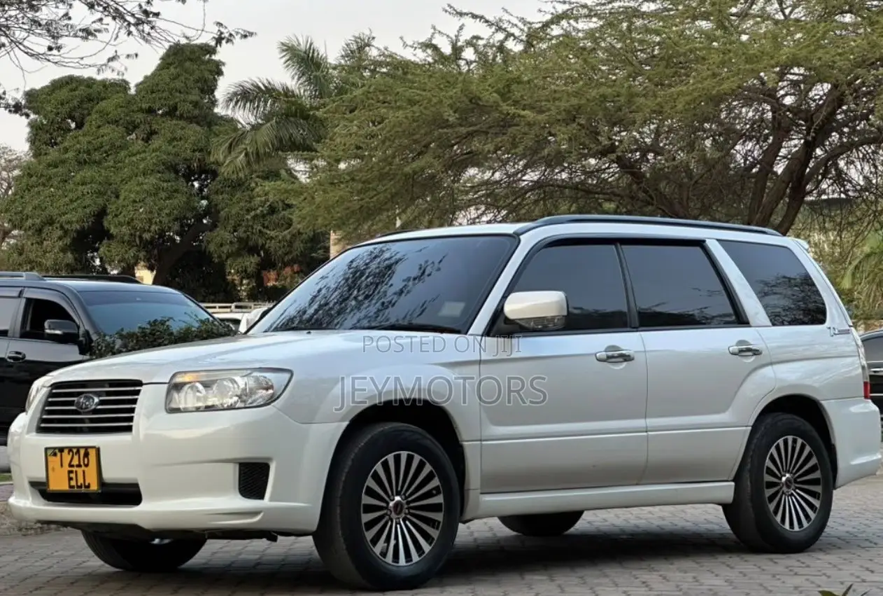 Subaru Forester 2006 White